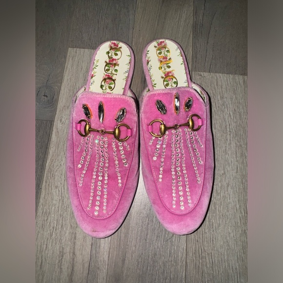 Gucci LIMITED EDITION Pink Velvet Mules - Picture 1 of 6
